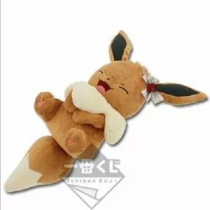 Eevee and antique kuji B prize